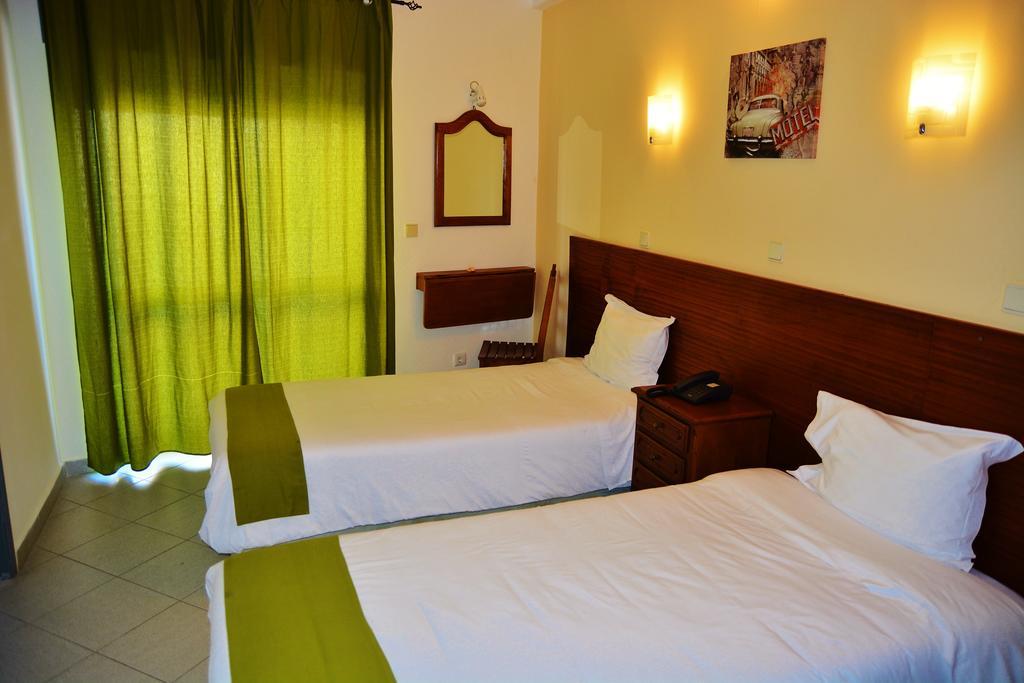 Residencial A Doca Otel FAO Dış mekan fotoğraf