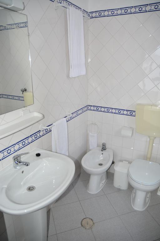 Residencial A Doca Otel FAO Oda fotoğraf